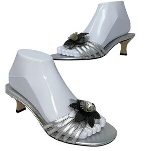 Michelle D sandals/ kitten heels silver leather with floral detail size 7